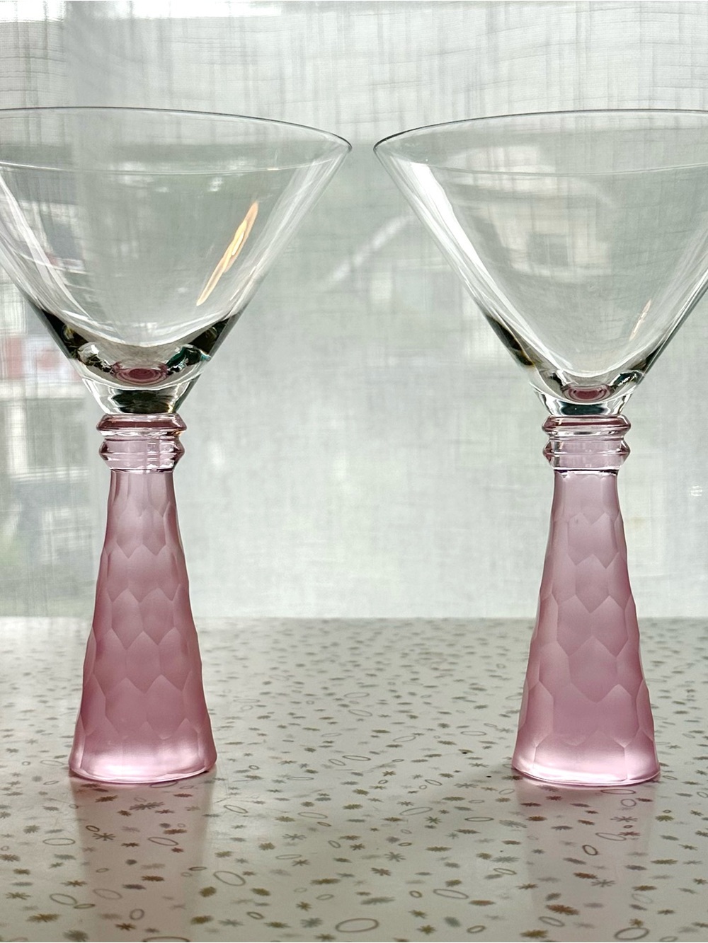Mid Century Artland Prescott Martini Glasses with Pink Hammered Honeycomb Stems